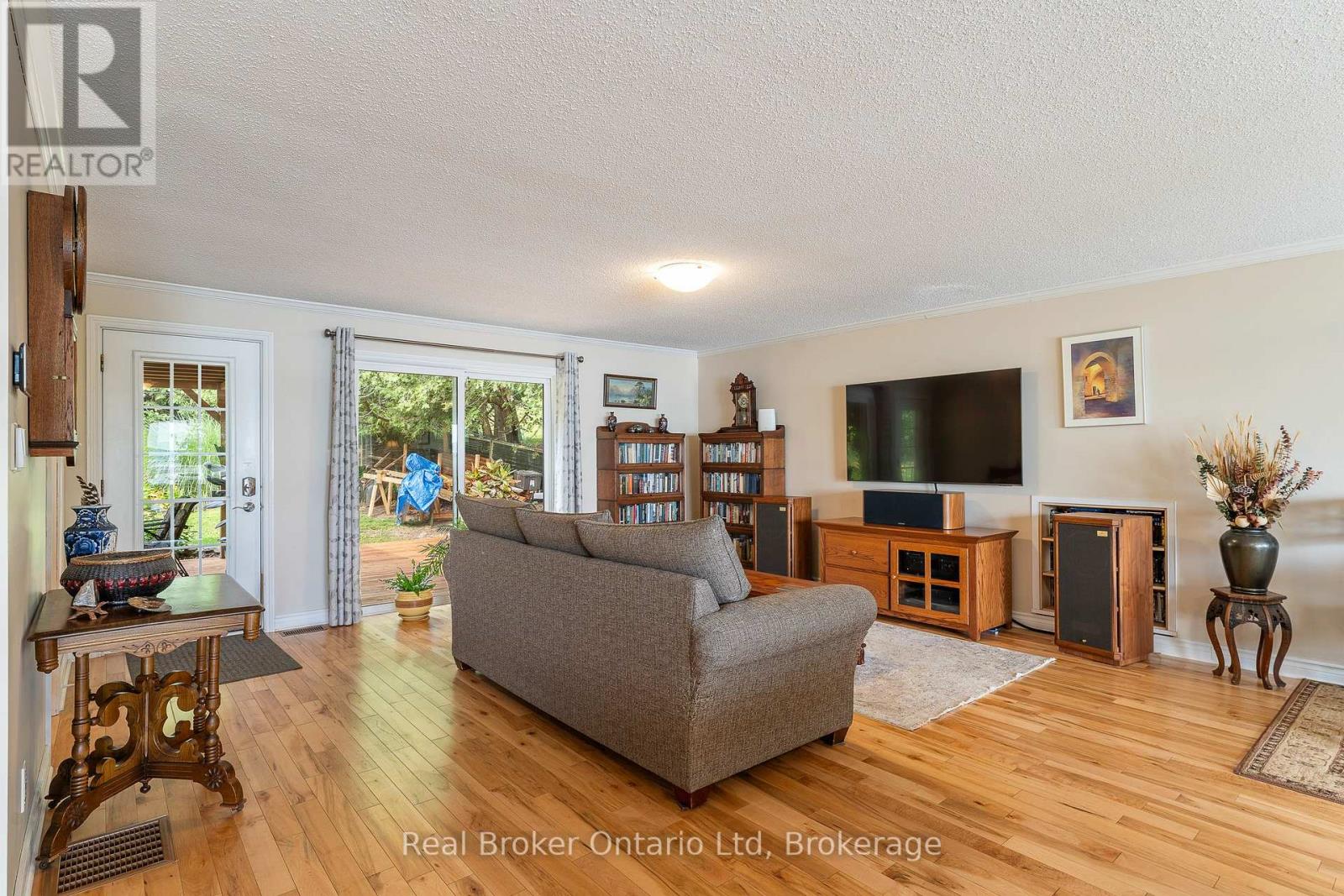 339496 Presquile Road, Georgian Bluffs, Ontario  N0H 2T0 - Photo 21 - X13470842