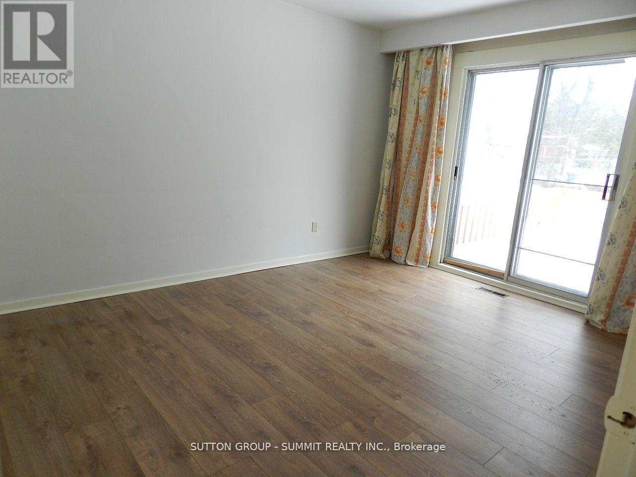 Upper - 3367 Verhoeven Drive, Mississauga, Ontario  L5C 2B3 - Photo 13 - W13513522