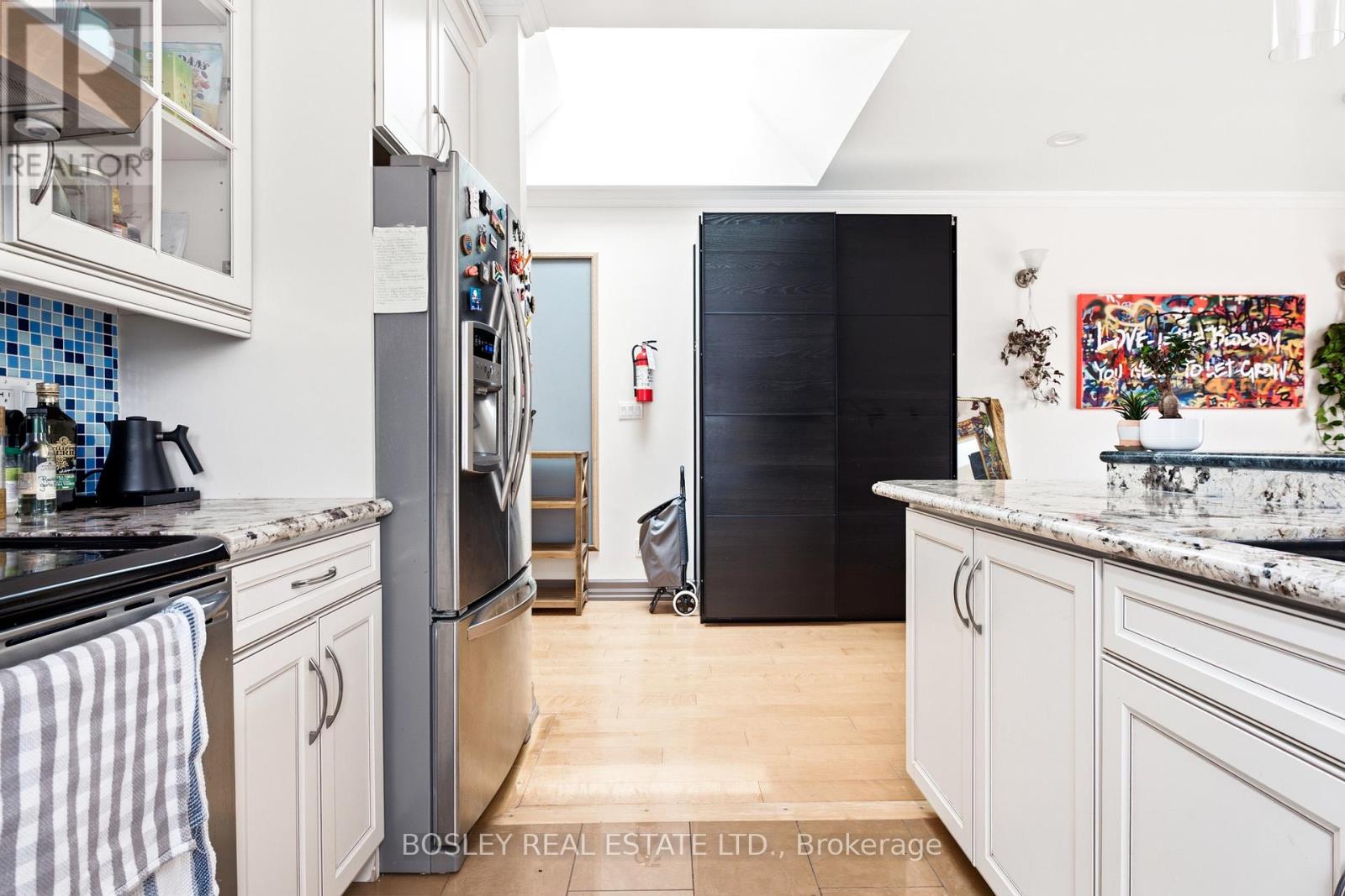 3 - 115 Roncesvalles Avenue, Toronto, Ontario  M6R 2K9 - Photo 12 - W13513560