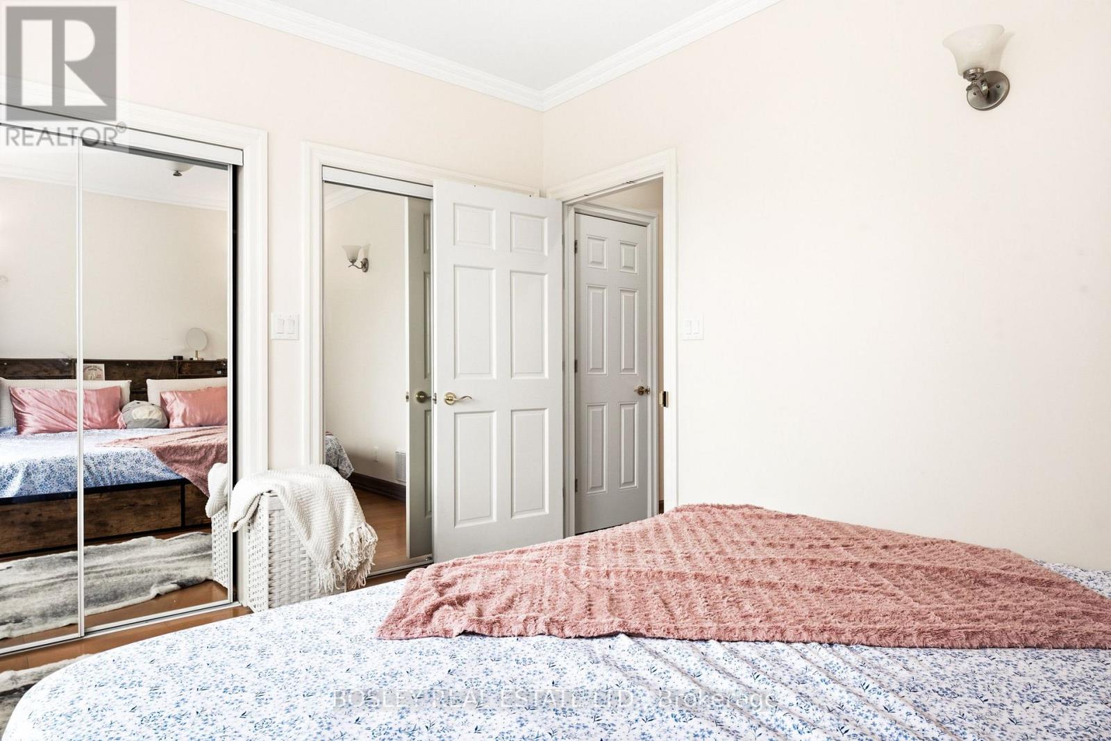 3 - 115 Roncesvalles Avenue, Toronto, Ontario  M6R 2K9 - Photo 17 - W13513560