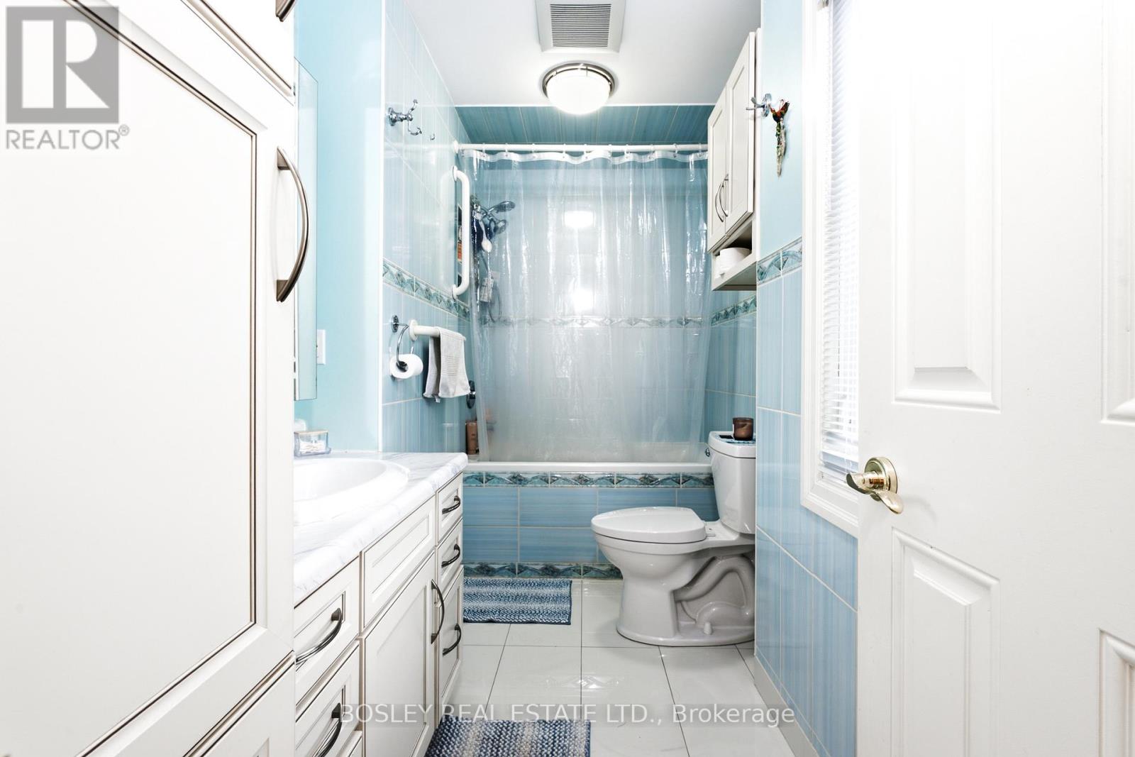3 - 115 Roncesvalles Avenue, Toronto, Ontario  M6R 2K9 - Photo 25 - W13513560