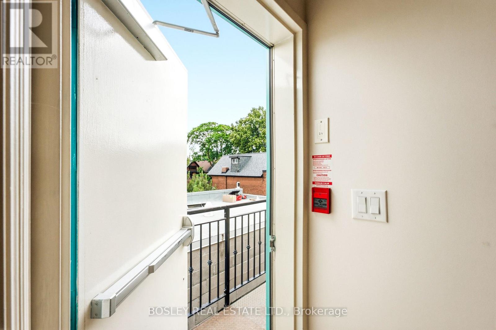 3 - 115 Roncesvalles Avenue, Toronto, Ontario  M6R 2K9 - Photo 27 - W13513560