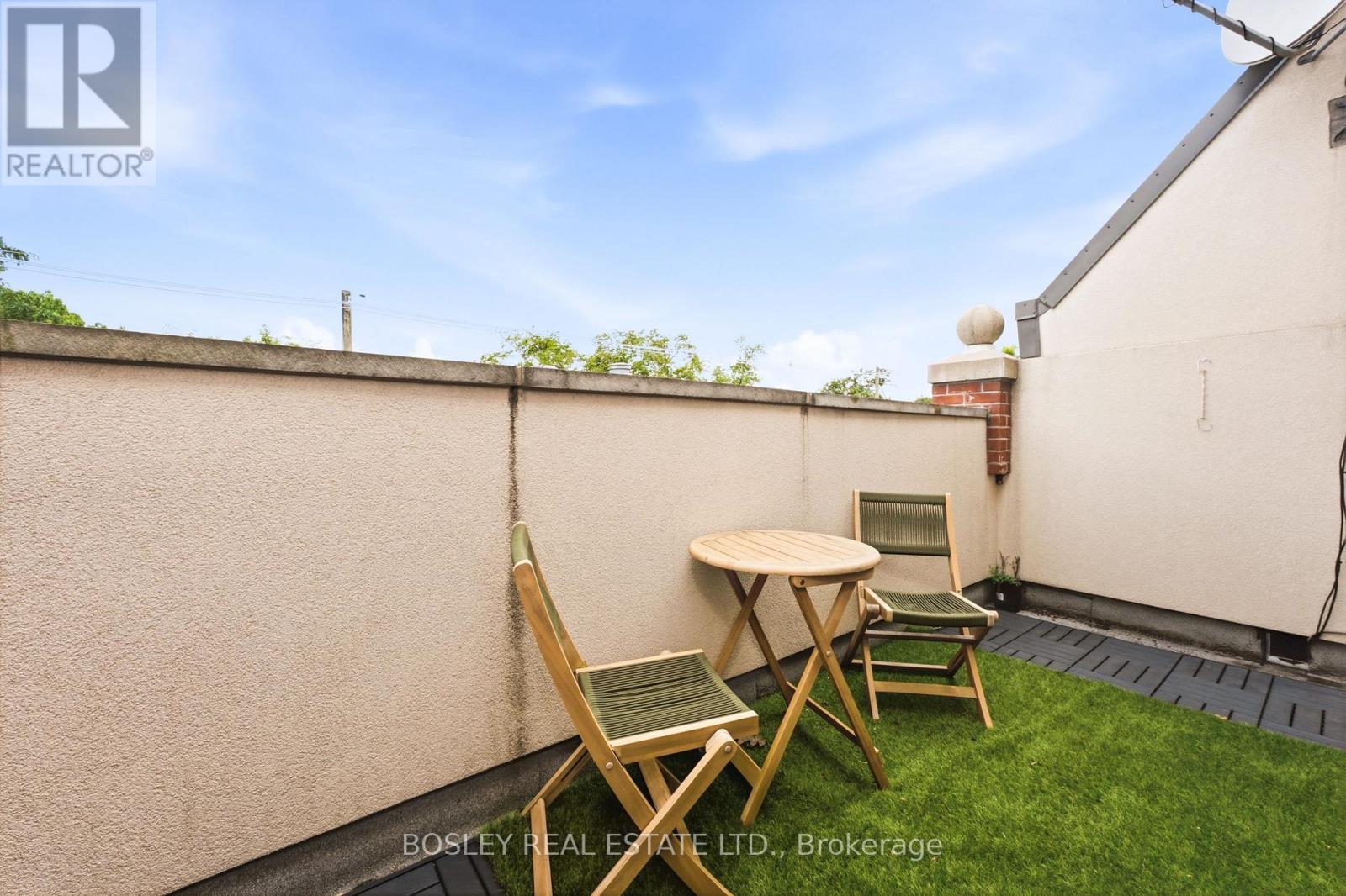 3 - 115 Roncesvalles Avenue, Toronto, Ontario  M6R 2K9 - Photo 4 - W13513560