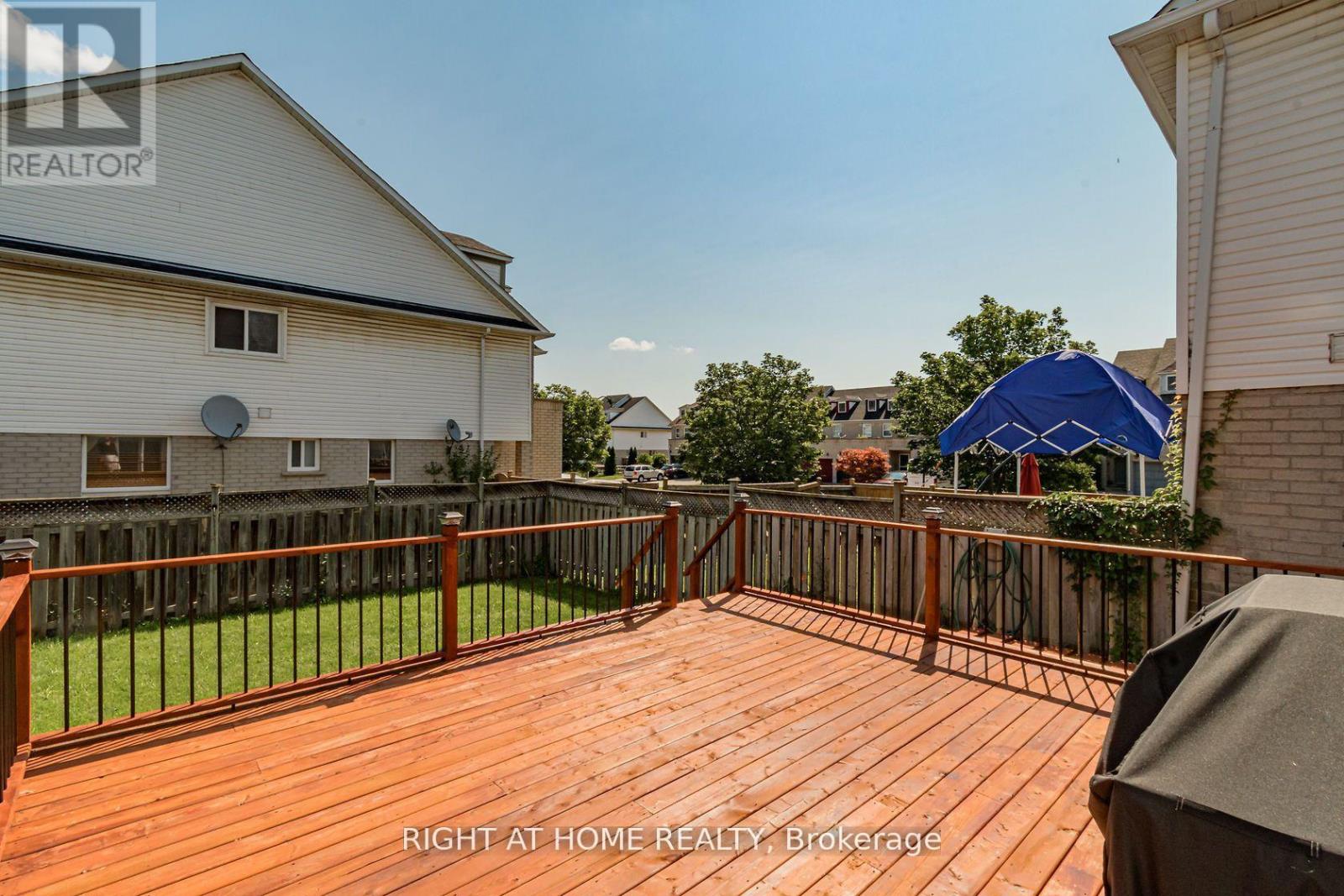 2084 White Dove Circle, Oakville, Ontario  L6M 3R6 - Photo 11 - W13513592