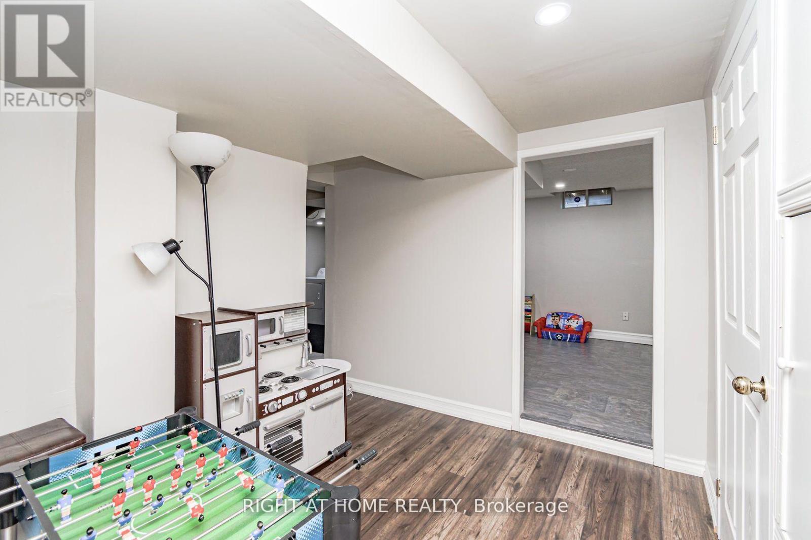 2084 White Dove Circle, Oakville, Ontario  L6M 3R6 - Photo 27 - W13513592