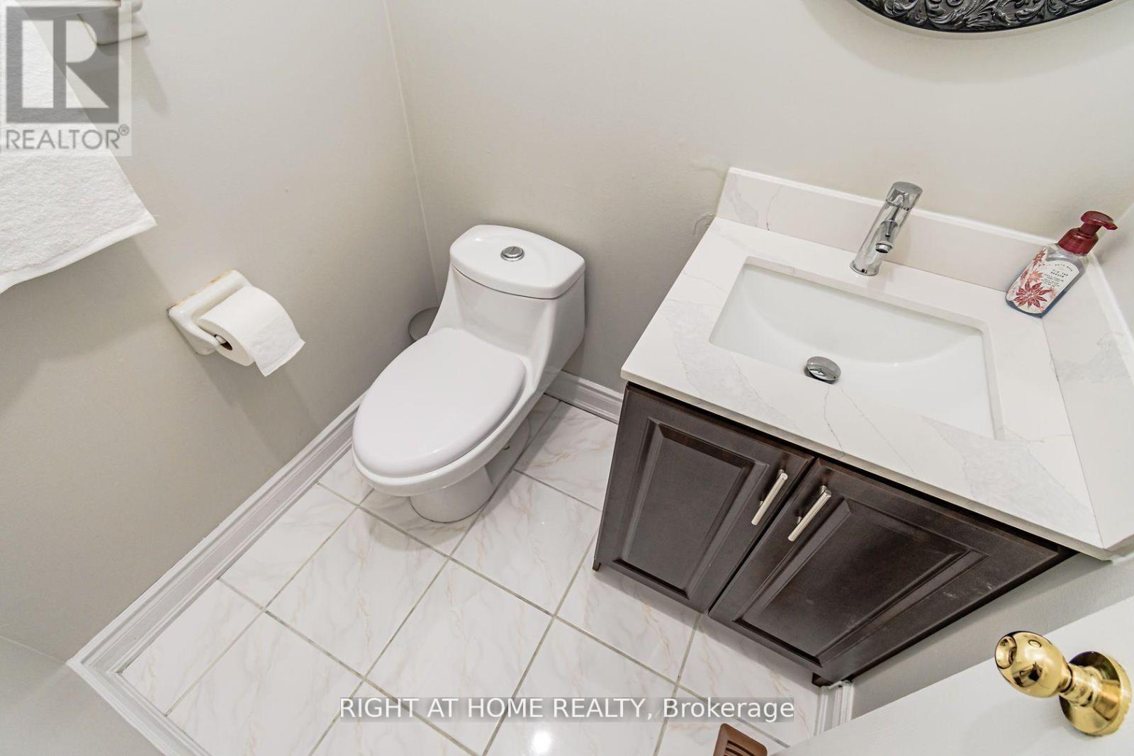 2084 White Dove Circle, Oakville, Ontario  L6M 3R6 - Photo 8 - W13513592