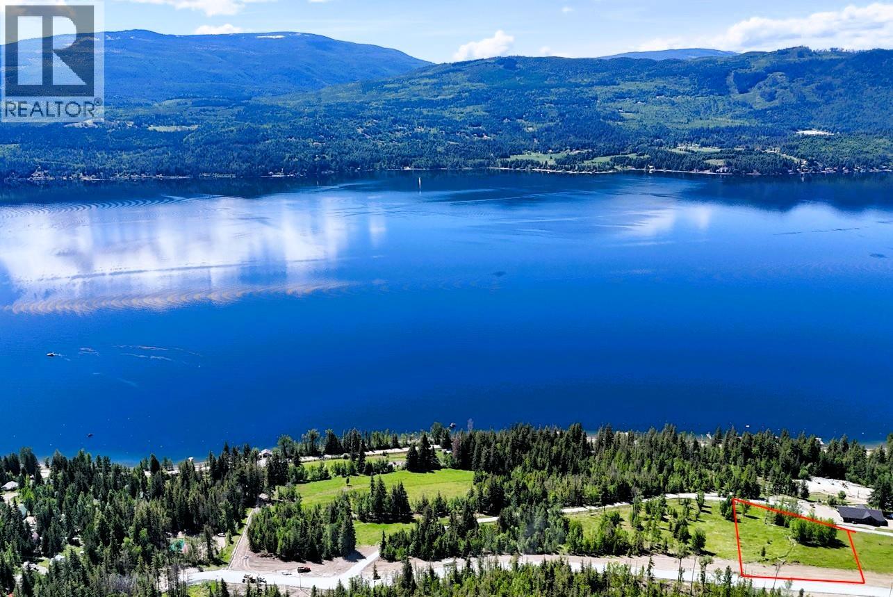 Lot 14 Lonneke Trail Lot# 14, Anglemont, British Columbia