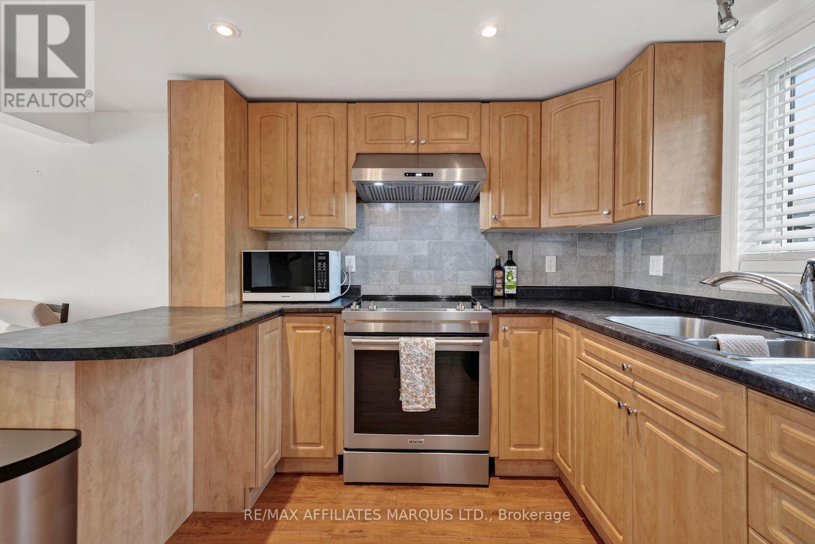 331 Sixth Street W, Cornwall, Ontario  K6J 2X1 - Photo 9 - X13513958