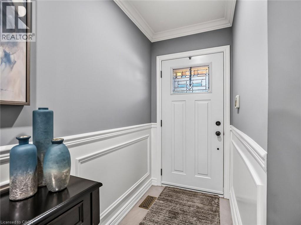 16 Juniper Drive, Stoney Creek, Ontario  L8E 4C6 - Photo 12 - 40844298