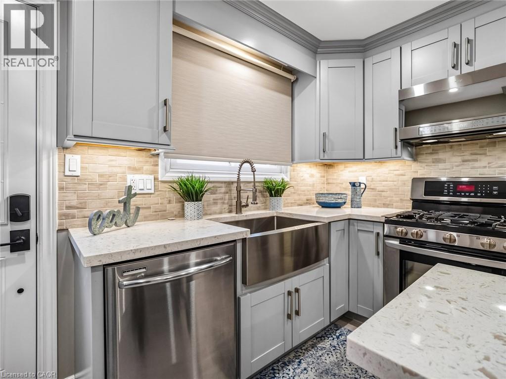 16 Juniper Drive, Stoney Creek, Ontario  L8E 4C6 - Photo 7 - 40844298