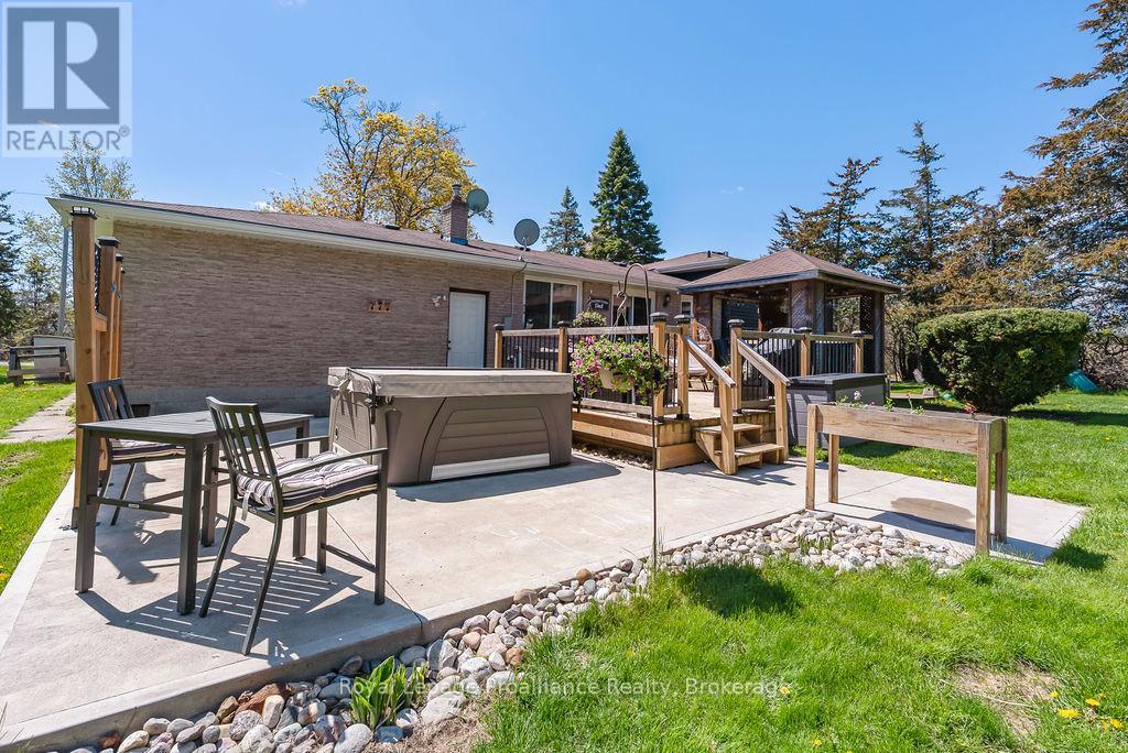 202 Huntingwood Drive, Quinte West, Ontario  K8N 4Z5 - Photo 37 - X13513672