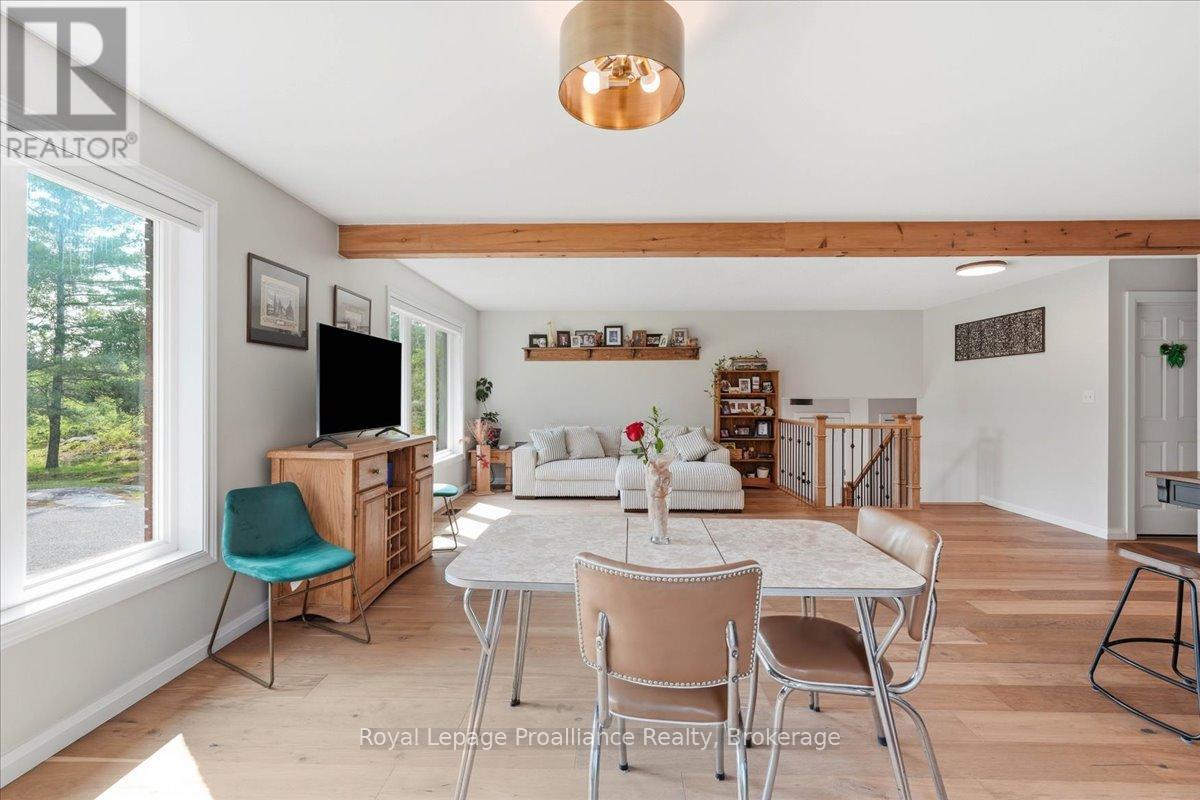 10389 Highway 41, Addington Highlands, Ontario  K0H 1Z0 - Photo 14 - X13513768