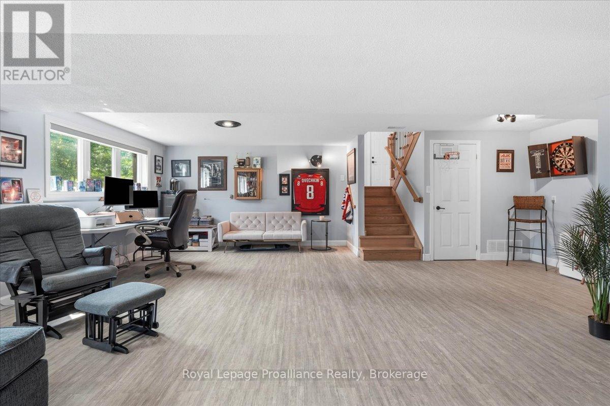 10389 Highway 41, Addington Highlands, Ontario  K0H 1Z0 - Photo 24 - X13513768