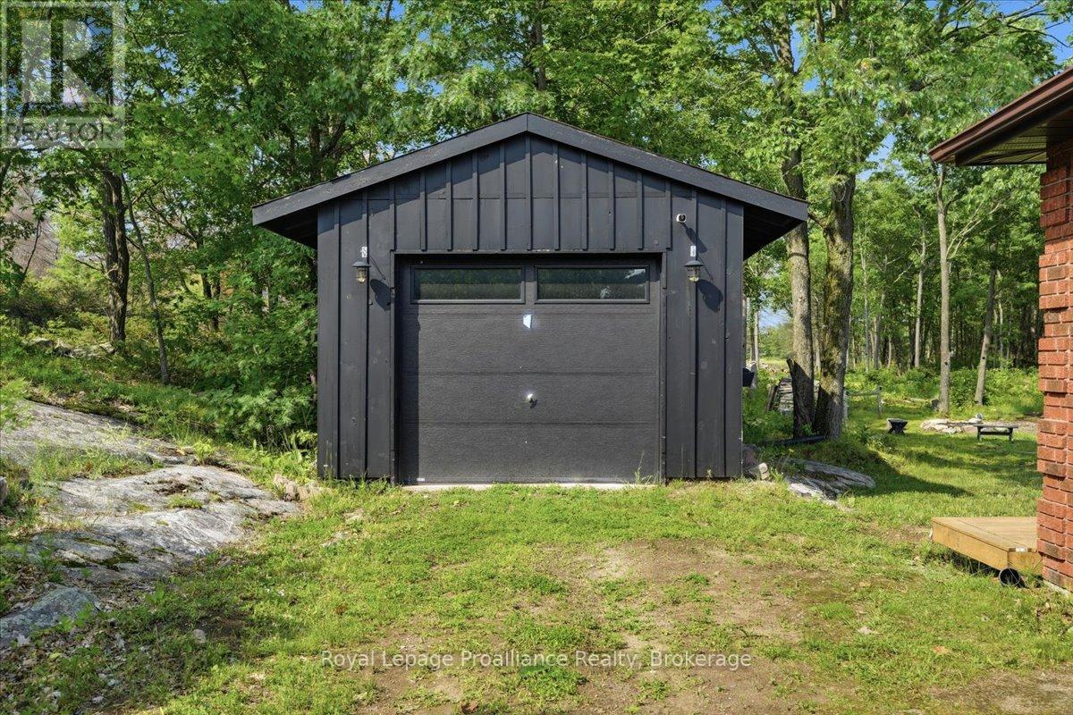 10389 Highway 41, Addington Highlands, Ontario  K0H 1Z0 - Photo 31 - X13513768