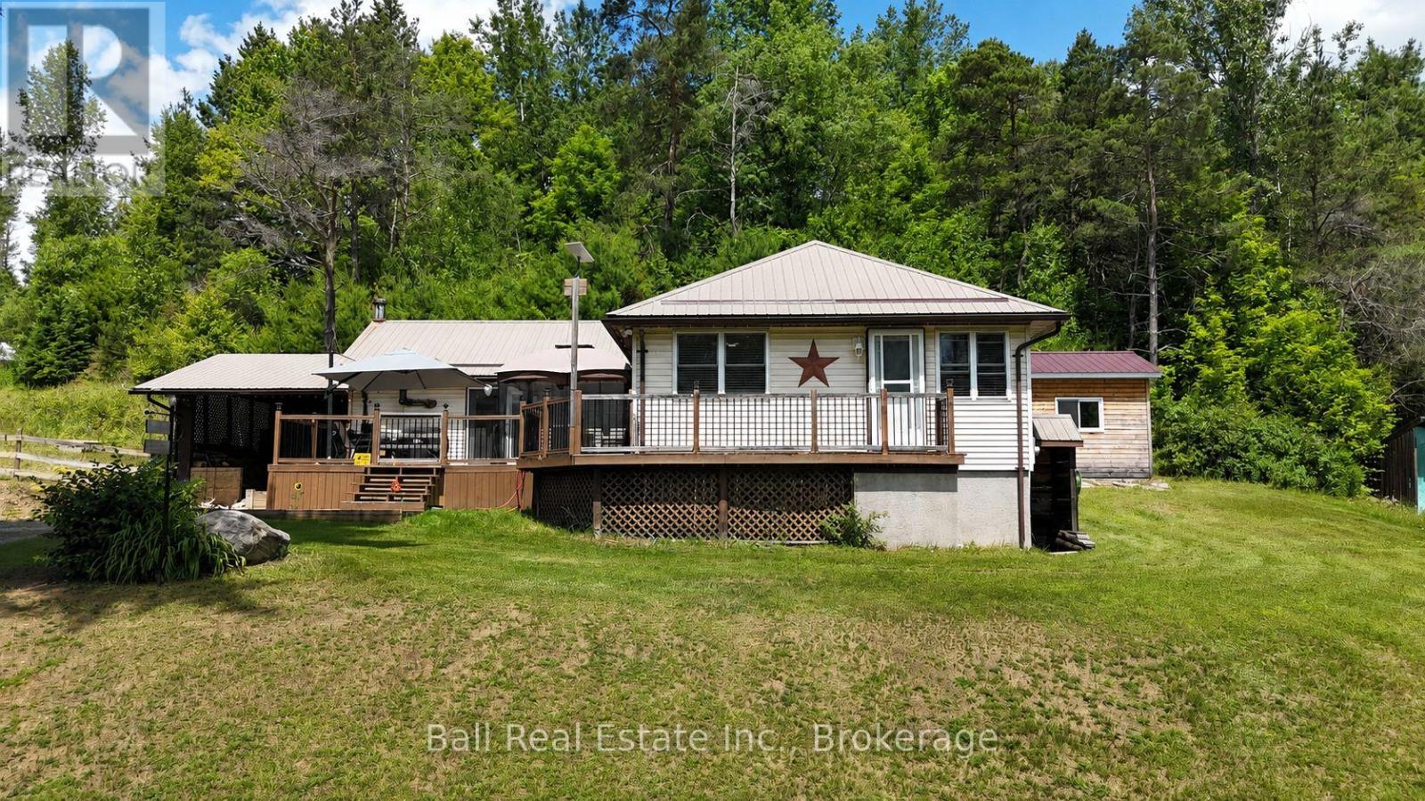 1123 Harcourt Road, Dysart Et Al, Ontario  K0L 1X0 - Photo 1 - X13513800
