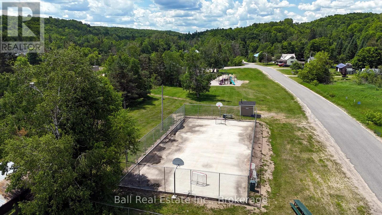 1123 Harcourt Road, Dysart Et Al, Ontario  K0L 1X0 - Photo 12 - X13513800