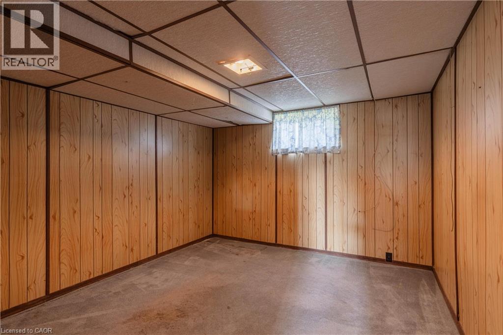 31 Canterbury Drive, St. Catharines, Ontario  L2P 3M6 - Photo 18 - 40844697
