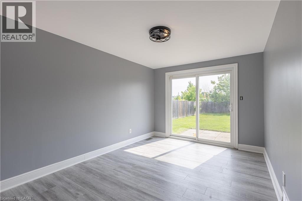 31 Canterbury Drive, St. Catharines, Ontario  L2P 3M6 - Photo 14 - 40844697
