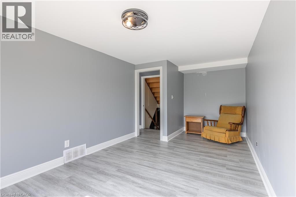 31 Canterbury Drive, St. Catharines, Ontario  L2P 3M6 - Photo 15 - 40844697