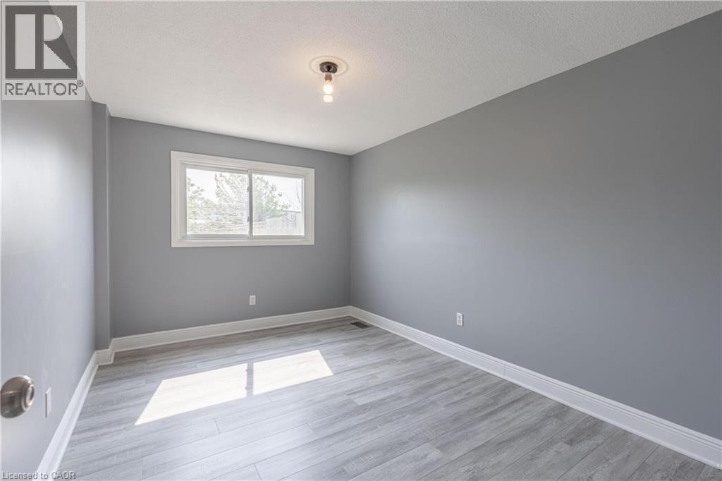 31 Canterbury Drive, St. Catharines, Ontario  L2P 3M6 - Photo 16 - 40844697