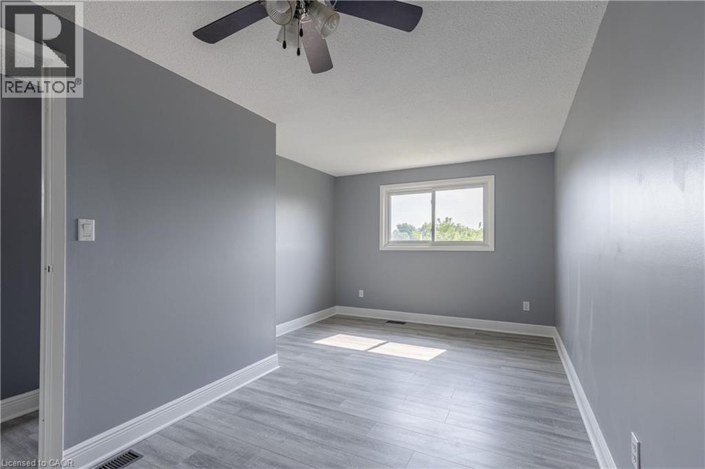 31 Canterbury Drive, St. Catharines, Ontario  L2P 3M6 - Photo 9 - 40844697