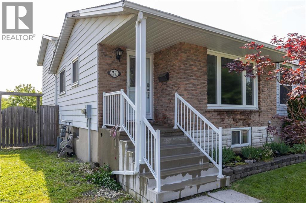 31 Canterbury Drive, St. Catharines, Ontario  L2P 3M6 - Photo 27 - 40844697