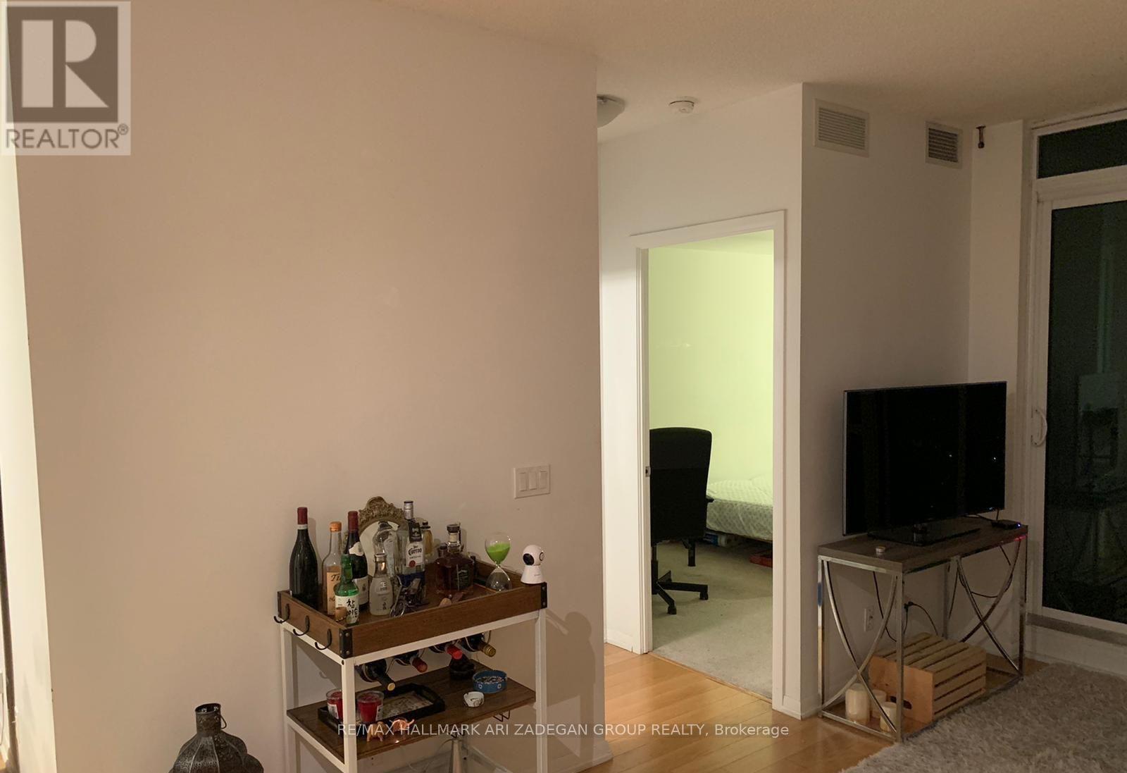 3301 - 215 Fort York Boulevard, Toronto, Ontario M5V 4A2 - Photo 16 - C13513152