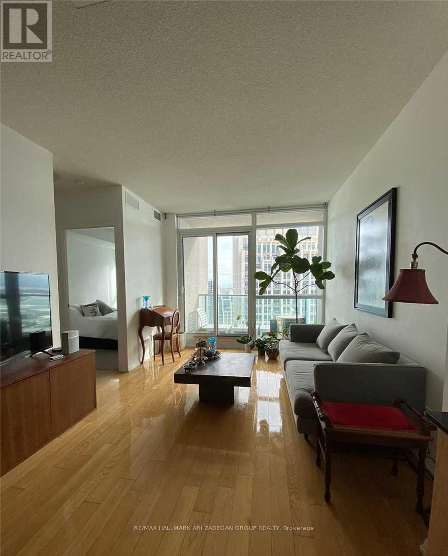3301 - 215 Fort York Boulevard, Toronto, Ontario M5V 4A2 - Photo 5 - C13513152