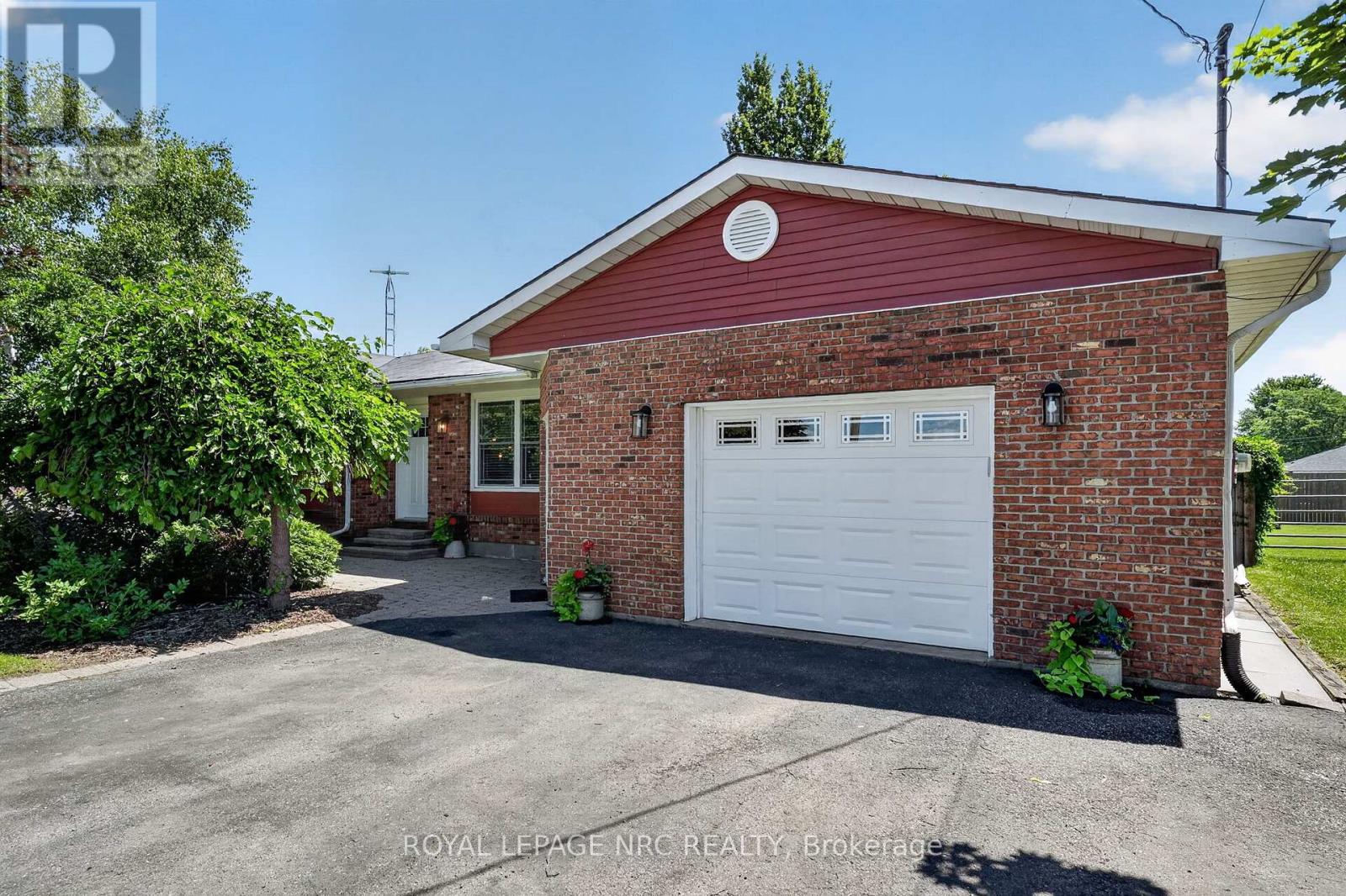 3532 Black Creek Road, Fort Erie, Ontario  L0S 1S0 - Photo 2 - X13513664