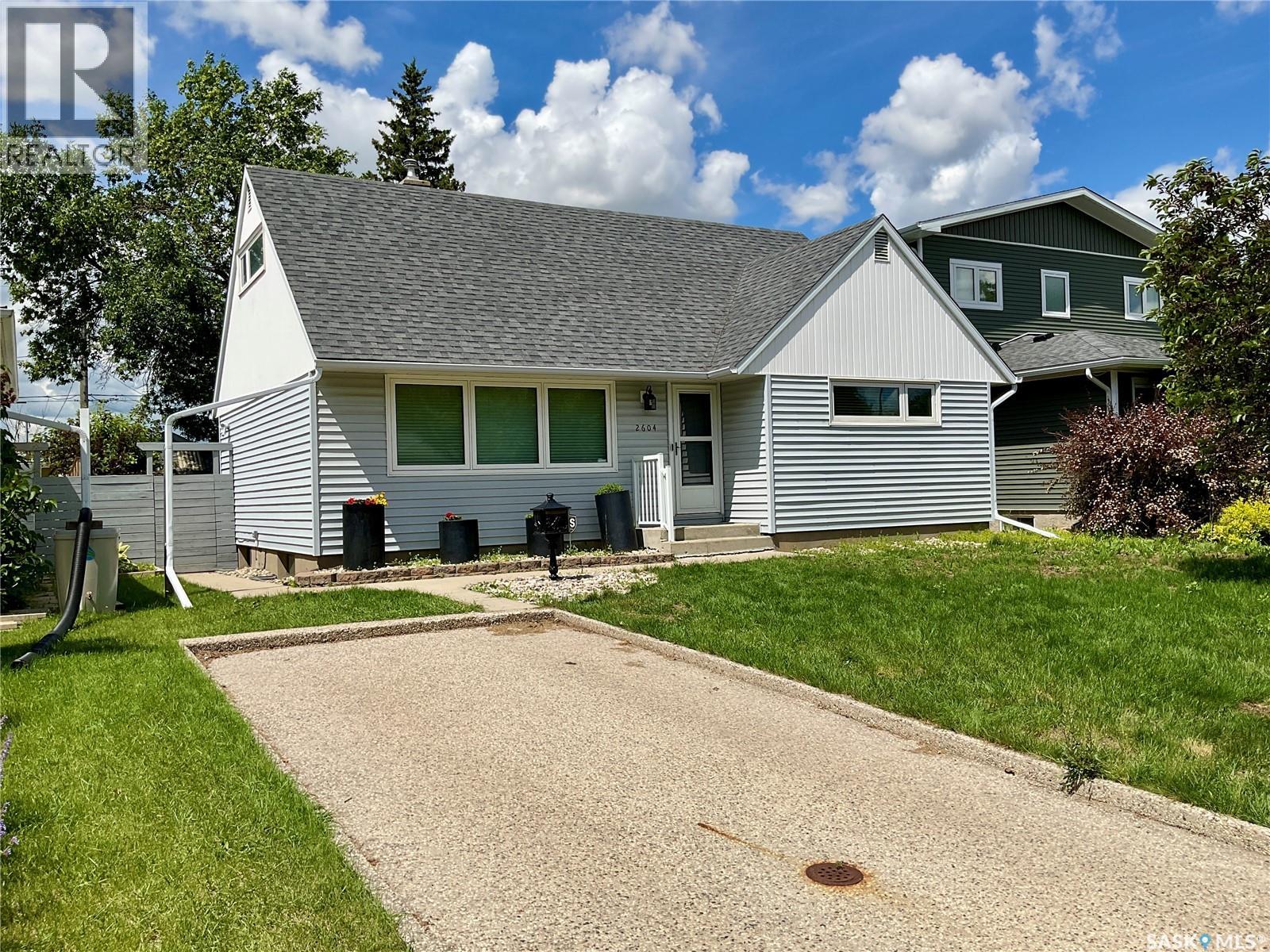 2604 Edward Street, Regina, Saskatchewan  S4S 0M8 - Photo 1 - SK041221