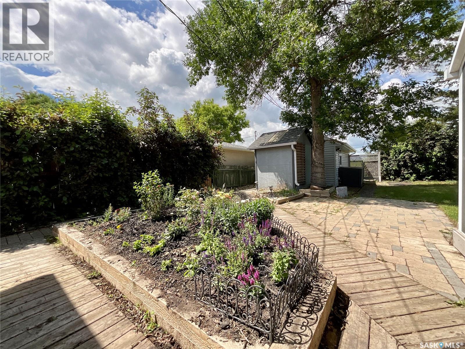2604 Edward Street, Regina, Saskatchewan  S4S 0M8 - Photo 27 - SK041221