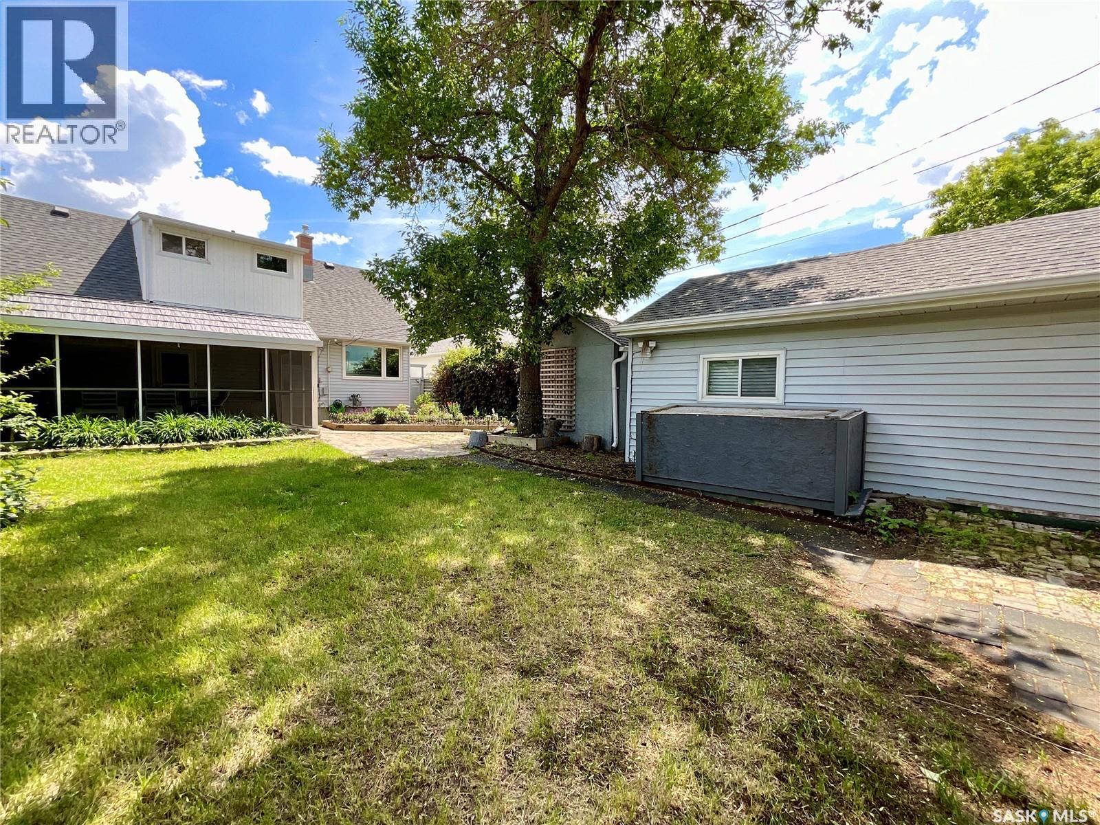2604 Edward Street, Regina, Saskatchewan  S4S 0M8 - Photo 32 - SK041221