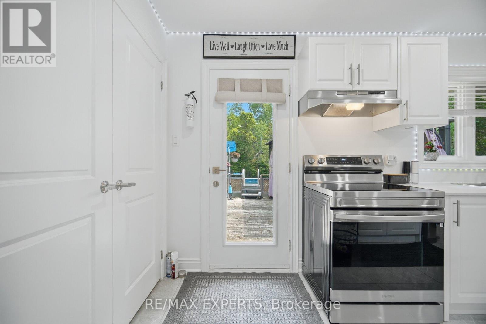 3211 Cove Avenue, Innisfil, Ontario L9S 2K7 - Photo 28 - N13507902