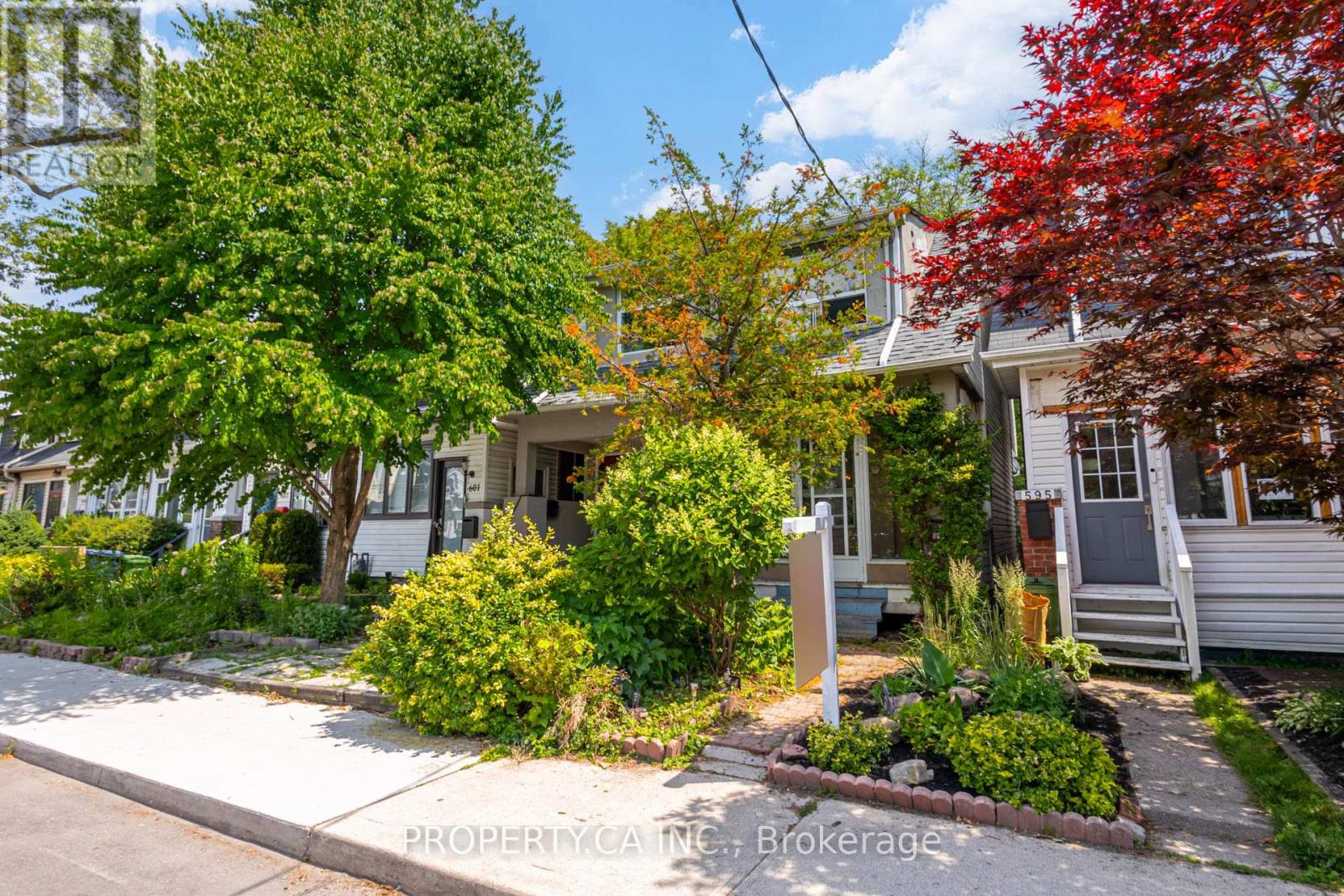 597 Rhodes Avenue, Toronto, Ontario M4J 4X5 - Photo 2 - E13513336