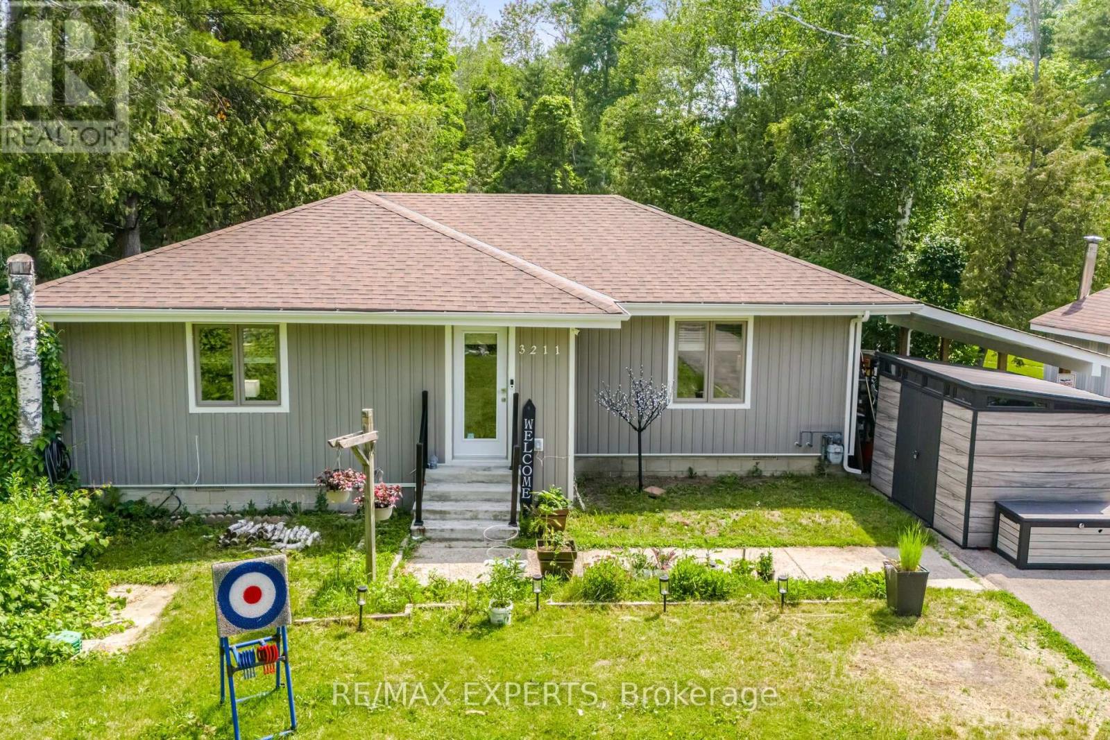 3211 Cove Avenue, Innisfil, Ontario L9S 2K7 - Photo 4 - N13507902
