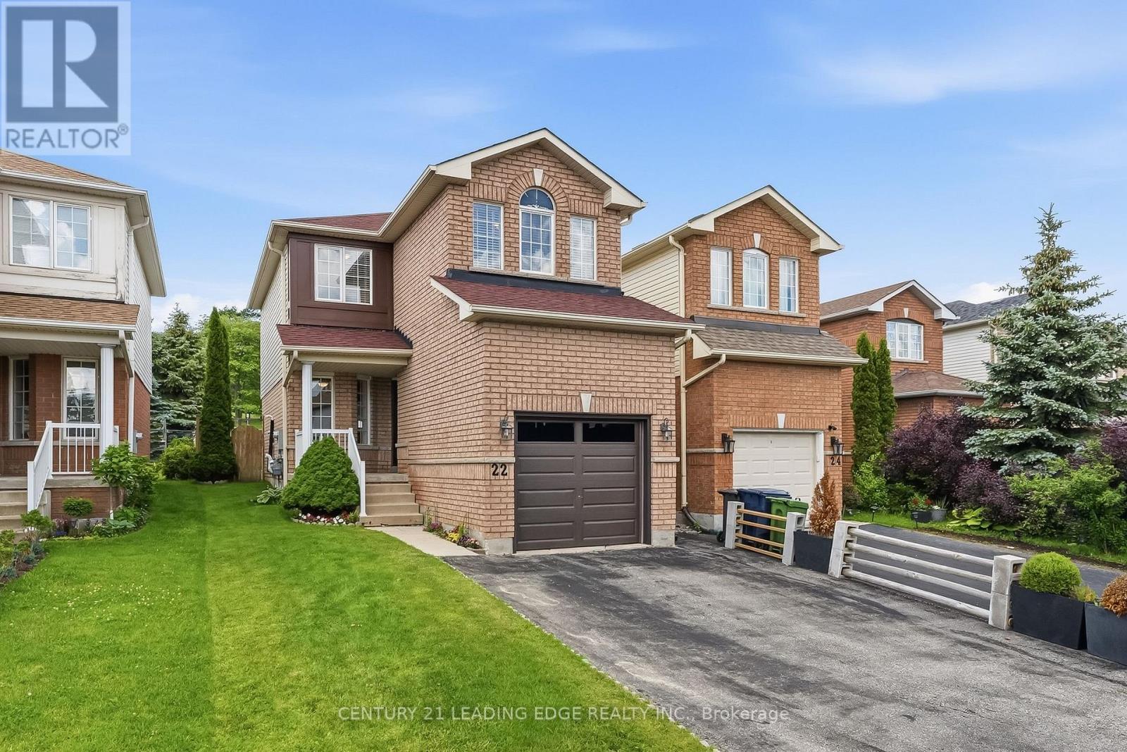 22 Andona Crescent, Toronto, Ontario  M1C 5J6 - Photo 2 - E13513732