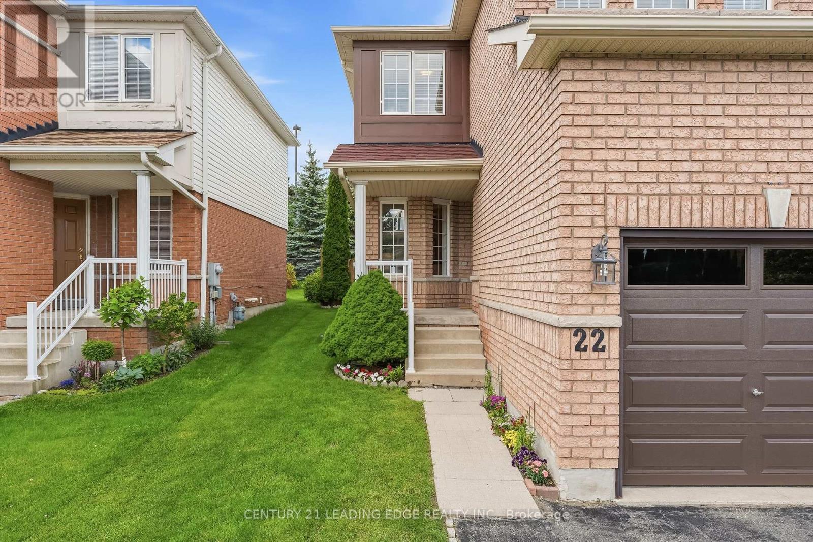 22 Andona Crescent, Toronto, Ontario  M1C 5J6 - Photo 8 - E13513732