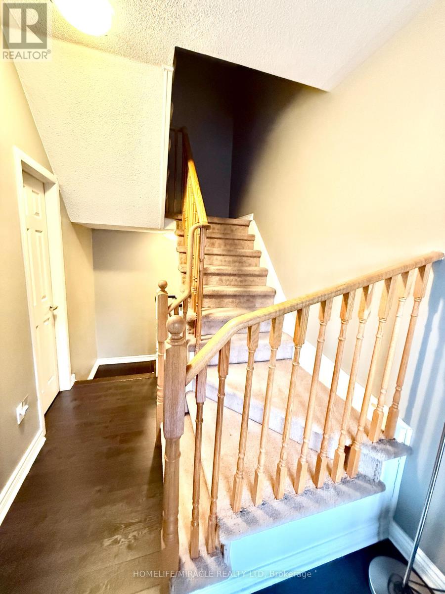 71 - 1250 St Martins Drive, Pickering, Ontario L1W 0A2 - Photo 14 - E13513968