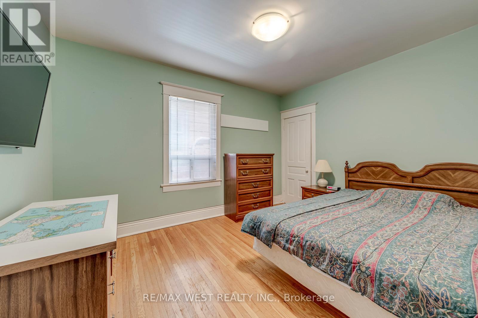 170 Pacific Avenue, Toronto, Ontario  M6P 2P5 - Photo 27 - W13513718