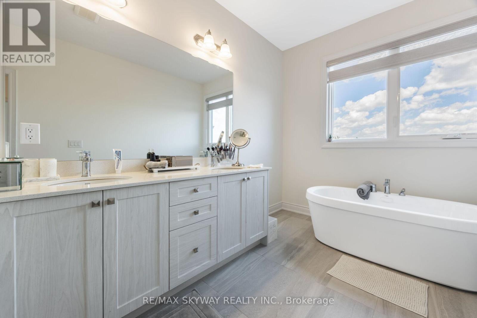 6 Ewing Way, Amaranth, Ontario  L9W 5Z1 - Photo 23 - X13488232
