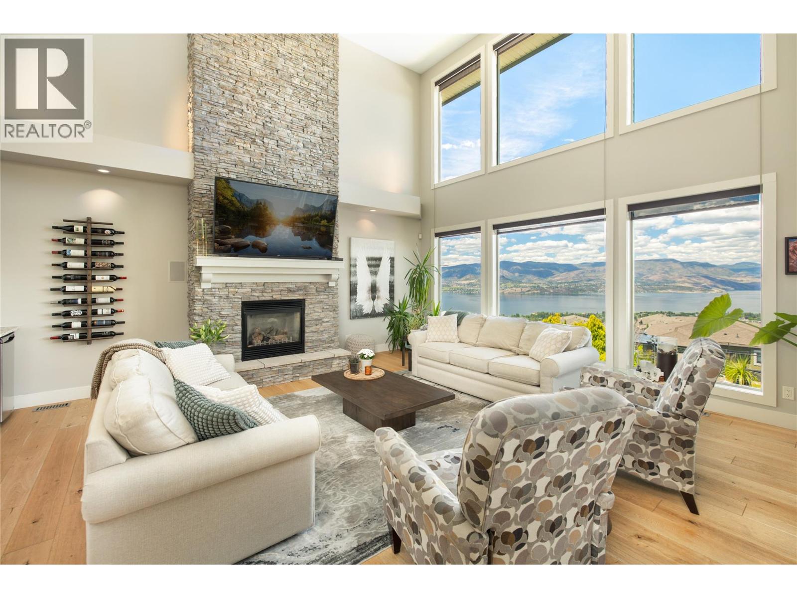 888 Hewetson Avenue, Kelowna, British Columbia  V1W 5C9 - Photo 5 - 10391856