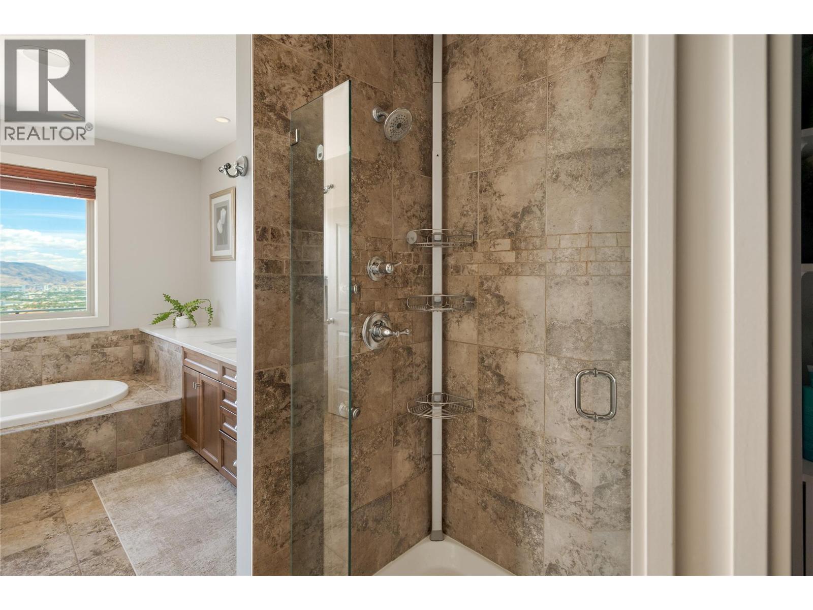 888 Hewetson Avenue, Kelowna, British Columbia  V1W 5C9 - Photo 39 - 10391856