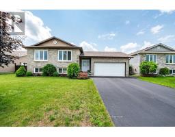 23 BOULDER CREEK TRAIL, Petawawa, Ontario