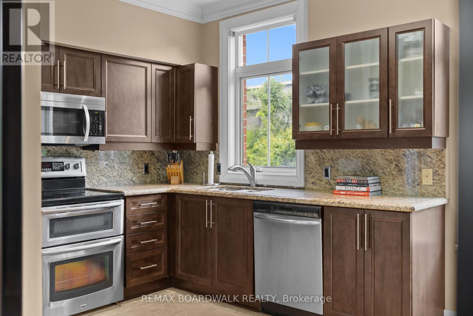 4 Harvey Street, Ottawa, Ontario  K1S 5S4 - Photo 13 - X13514134