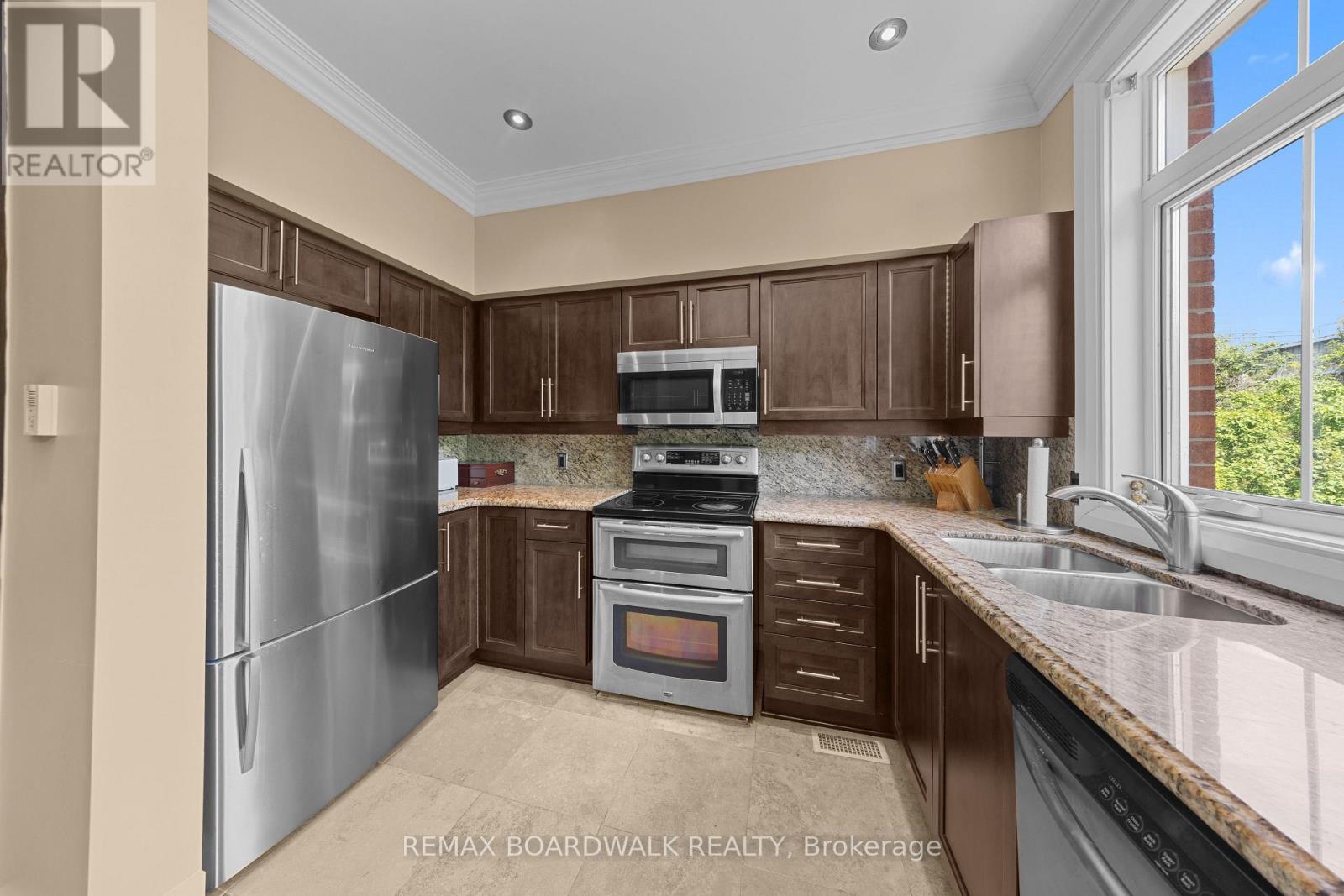 4 Harvey Street, Ottawa, Ontario  K1S 5S4 - Photo 14 - X13514134