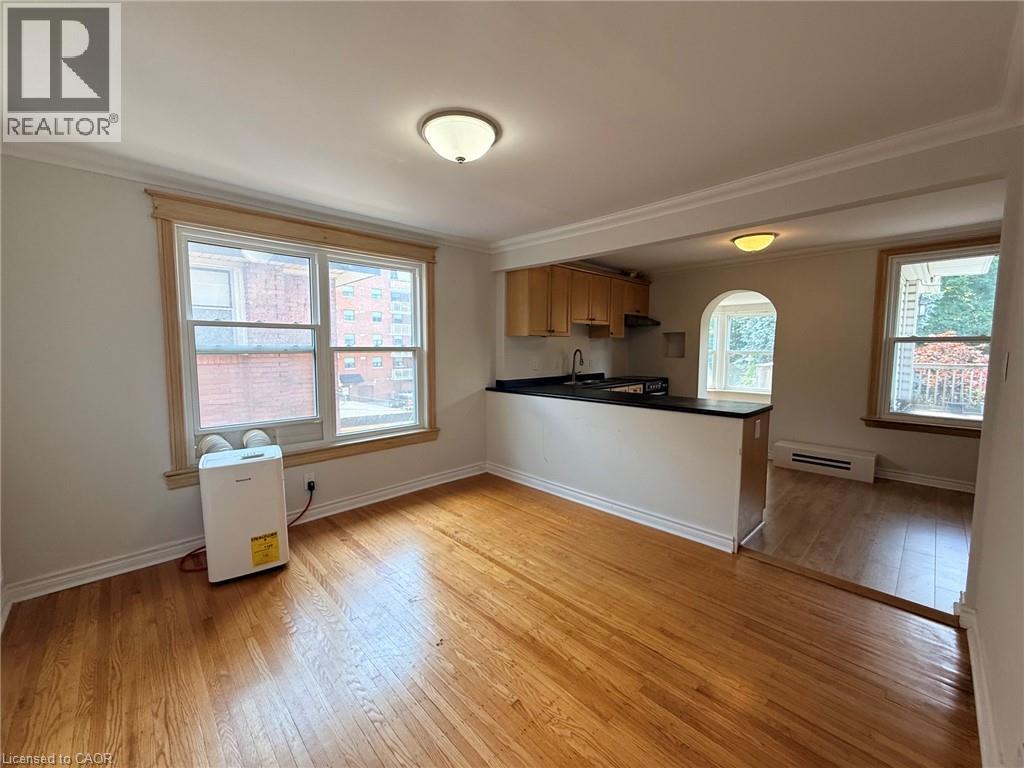 218 Maplewood Avenue Unit# 1, Hamilton, Ontario  L8M 1X8 - Photo 8 - 40837624