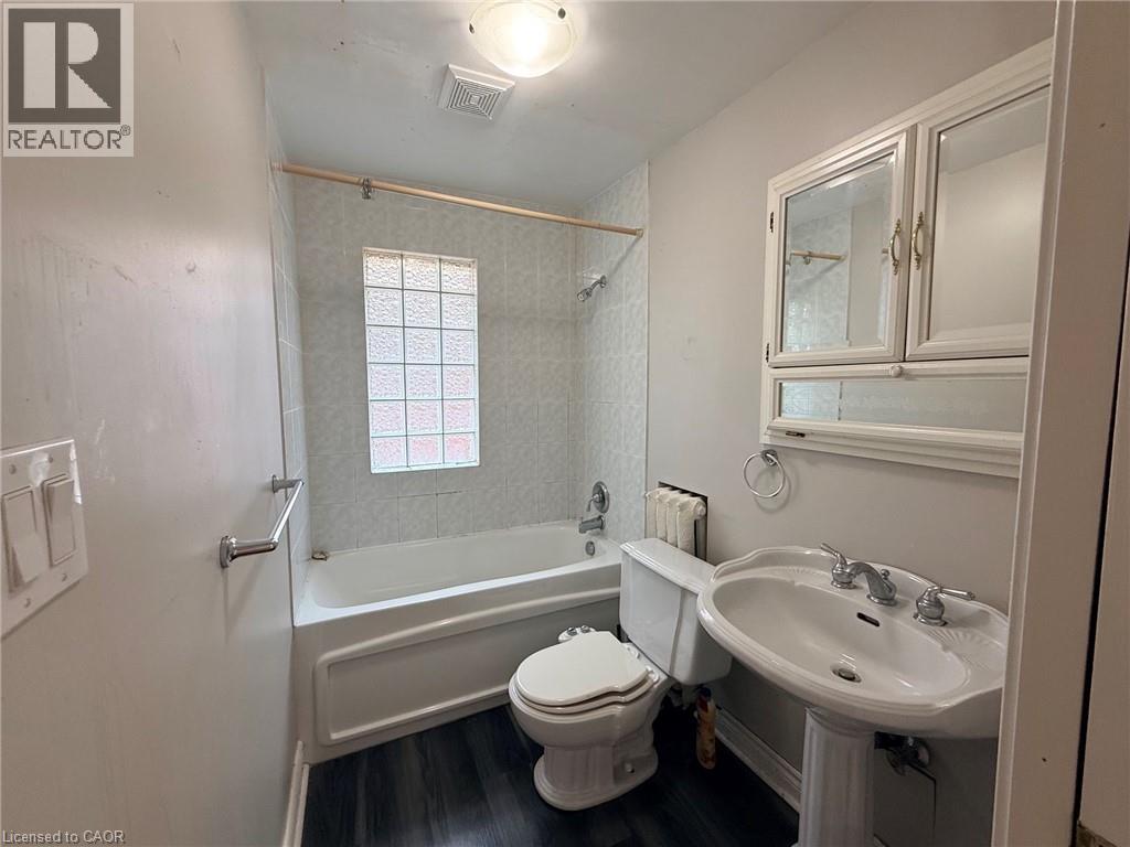 218 Maplewood Avenue Unit# 1, Hamilton, Ontario  L8M 1X8 - Photo 7 - 40837624