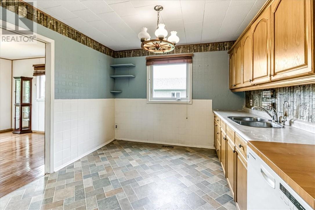 512 Monique Street, Chelmsford, Ontario  P0M 1L0 - Photo 11 - 2128909