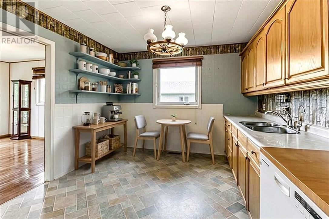 512 Monique Street, Chelmsford, Ontario  P0M 1L0 - Photo 33 - 2128909