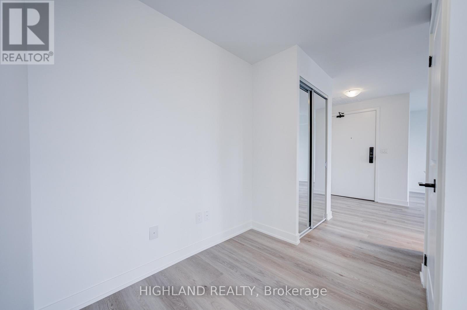 2402 - 2075 Lakeshore Road, Burlington, Ontario  L7R 0H3 - Photo 14 - W13231898